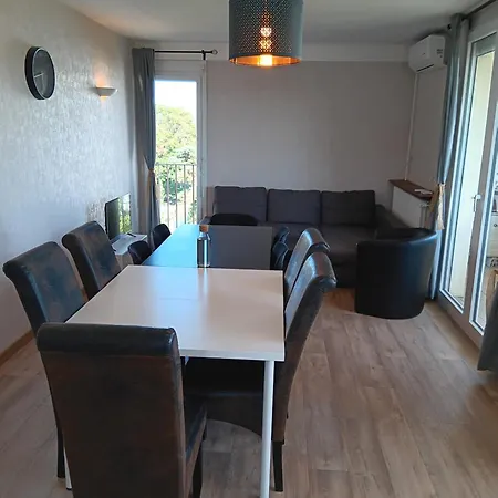 85 M2 Lumineux 4 公寓